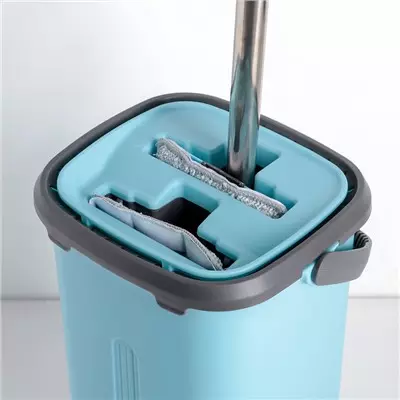 موپوش با سطل: خود تمیز کردن MOP با سطل برای شستشو کف و تمیز کردن، مدل های تخت و با سانتریفیوژ دور. چگونه یک مجموعه را انتخاب کنید؟ 21863_24