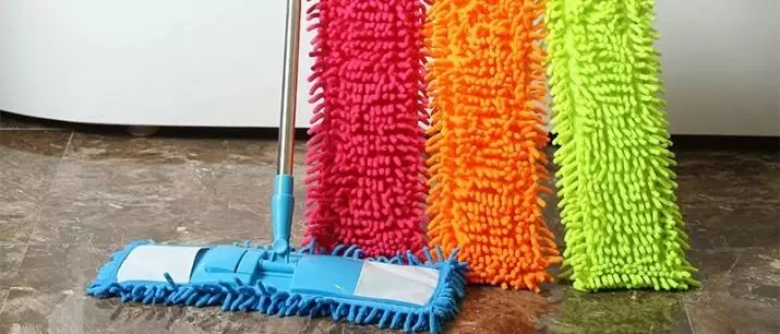 Roy para mops: en velcro e con clip, outras especies. Como usar un pano de lavado de chan extraíble e como solucionar? Como eliminar? 21867_4