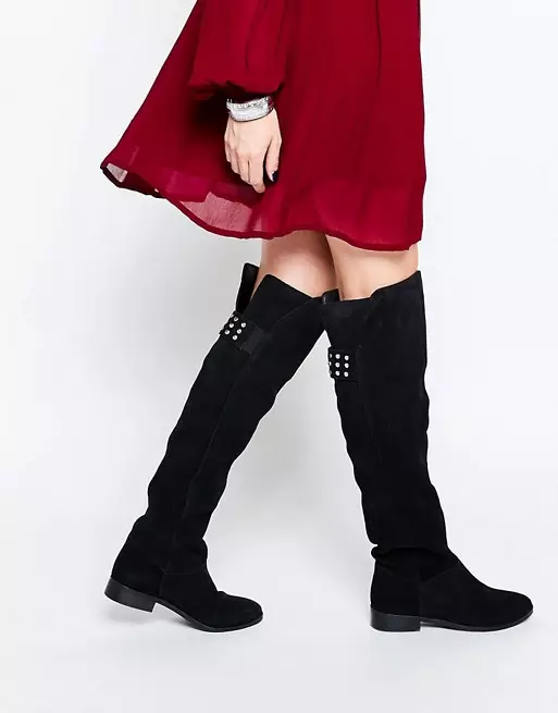 膝へのブーツ（44写真）：冬の女性のモデル 2188_26