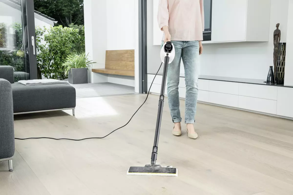 Karrcher Mops (34 fotografije): Pregled pare mazove za dom, čišćenje mops-vakuum za čišćenje za pranje pod, pregled bežičnih baterija. Recenzije kupaca 21895_10