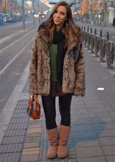 Ugg जूते (45 फोटो): महिला शीतकालीन मॉडल 2192_24