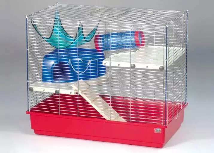 Buňky pro krysy s vlastními rukama (22 photos): Vlastnosti domácích bytů. Jak je vytvořit ze zdravých materiálů doma? 21961_21