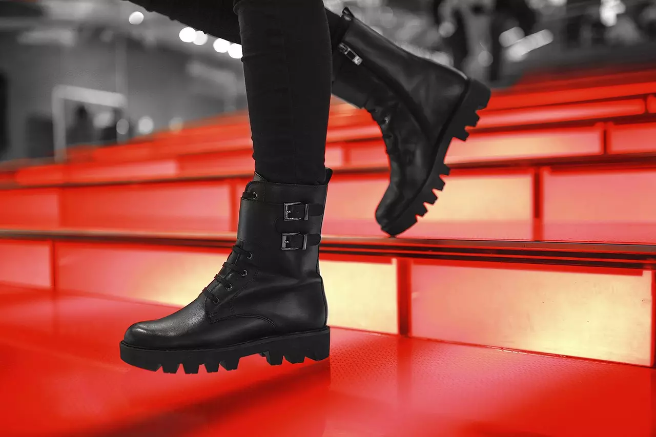 Calipso Boots (52 Foto): Qadın Qış modellərinin xüsusiyyətləri, keyfiyyət haqqında rəylər 2198_40
