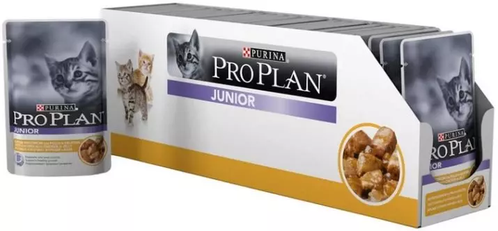 Sulu Fig Purina Provid Propade mo Kittens: O le tuʻufaʻatasiga o pailate. Pugi ma Canid Junior, o la latou toe iloiloga 22017_12