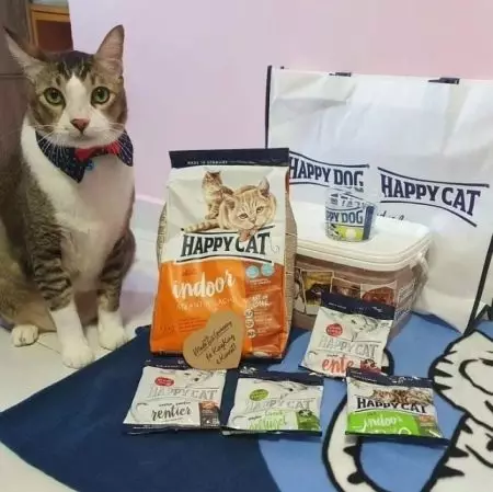 Happy Cat Cat Feed: de gearstalling fan wiet en droech iten foar kittens en sterilisearre katten, iten foar catrated katten. Resinsjes fan beoordelingen 22070_12