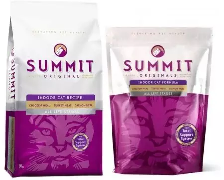Alimentación del gato Cumbre: Composición y visión general de alimento seco para los gatitos y gatos adultos esterilizados, comentarios 22071_2