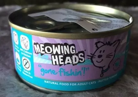 Feed Barking Heads: kissoja, kissoja ja koiria. Valmistajan kuiva syötetään 