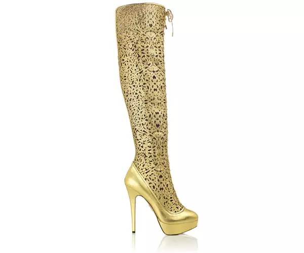 Zlaté topánky (49 fotiek): Zimné modely so zlatým nosom Casadei 2209_24