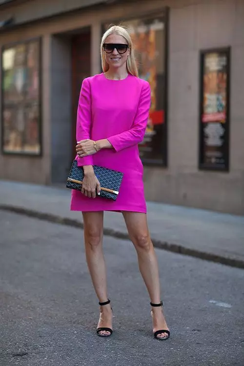 Růžové šaty A-silueta