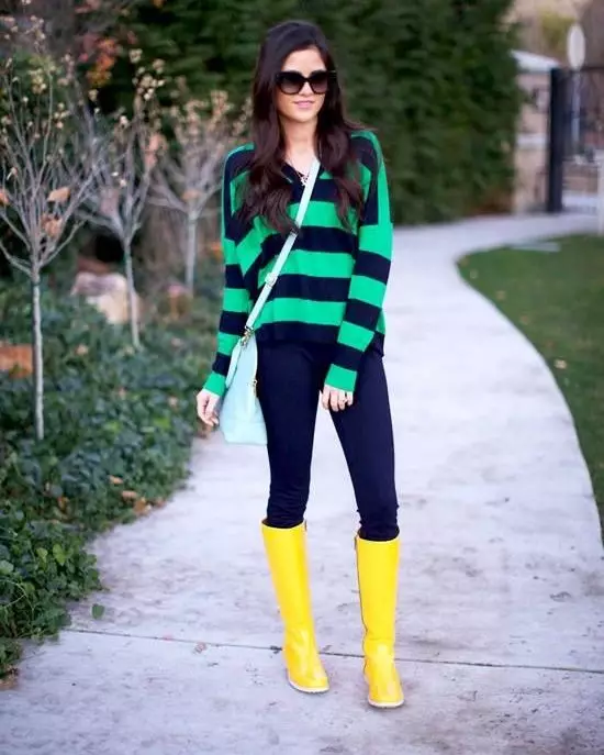 Boots kuning (25 foto): Model musim dingin Wanita Kuning 2210_22