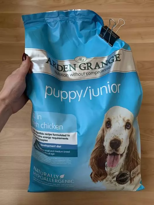 Alimentos para perros Arden Grange: Para razas grandes y medianas. Composición de piensos secos para cachorros y perros adultos, comentarios 22136_29