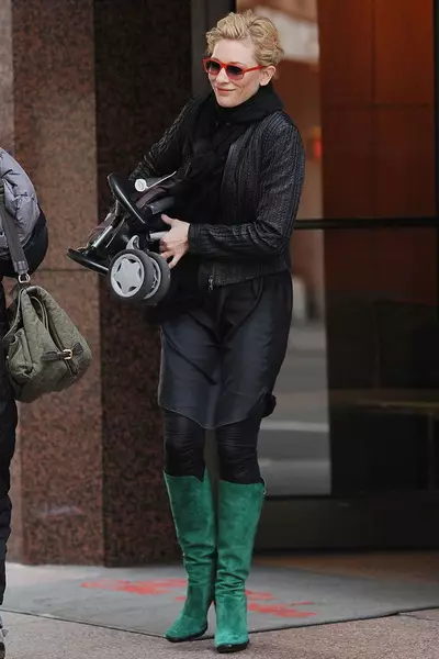 Zelene čizme (35 fotografija): Što su ženski zimski modeli žene tamne i svijetlozelene 2231_3