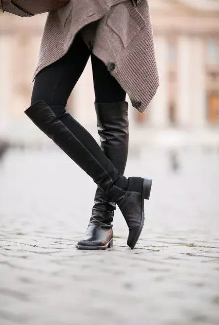 Boots Eurzima (55 φωτογραφίες): Τι σημαίνει, τα χειμερινά μοντέλα των γυναικών σε ένα ευρύ πόδι και μοντέρνες μπότες σε μια παχιά σόλα 2240_29