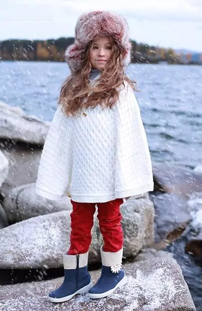 Botas de feltro (97 fotos): botas femininas e nenos - botas, modelos de inverno cálidos de feltro, cos que usan botas naturais de moda, comentarios 2252_13