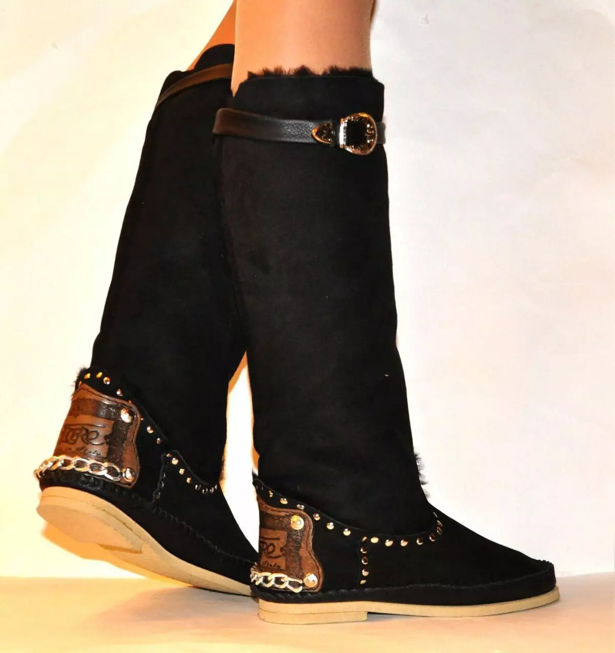 Италијански чизми (51 фотографии): Женски модели на различни брендови, Келтон, Веро Куоио 2255_40