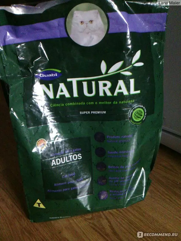 Нахранете Guabi Natural: видове храни за кучета и котки, за котенца и кученца, съставът на суха храна за кучета дребни камъни. Преглед на отзивите на клиентите 22661_18