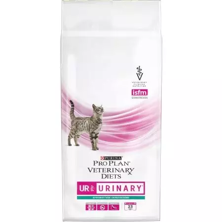 Droege feed foar katten Purina Pro Plan: Gearstalling en soarten. Veterinêre dieet jo urinêr en delikaat, sterilisearre en oare feed. Deistich taryf. Resinsjes fan beoordelingen 22666_13