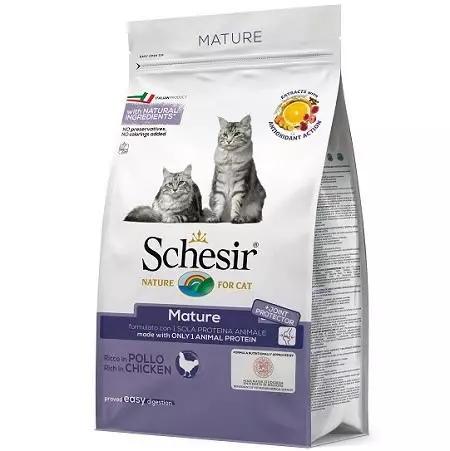 Мачке за мачке Сцхесир: сува и мокра за мачиће и стерилиране мачке. Композиција мачка конзервирана са туном и другим храни за одрасле и старије мачке. Коментара 22694_12