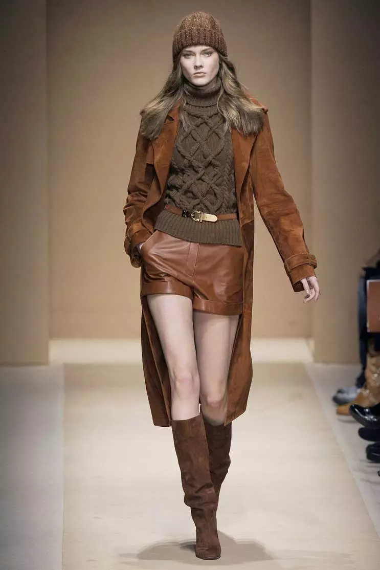 Boots (159 fotografija): Moderive i lijepe ženske modele 2021-2022, popularne tvrtke Gianmarco Lorenzi, osnovni, Mara i Marc Jacobs 2269_66