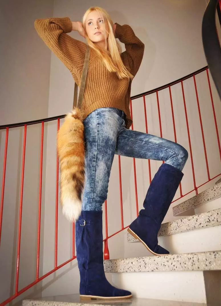 Boots (159 mga larawan): Fashionable and beautiful female models 2021-2022, Mga sikat na kumpanya Gianmarco Lorenzi, Basic, Mara at Marc Jacobs 2269_76