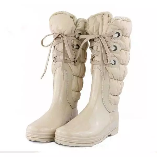 Dámské Zimní boty (85 fotografií): Izolované vysoké vyfoukané modely pro zimu, s jakým nosit náladu na klín, recenze 2270_34