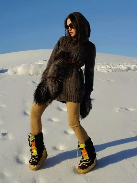 Ženske zimske čevlje (85 fotografij): Izolirani visoki blow modeli za zimo, s katerimi nosi razpoloženje na klin, pregledi 2270_38