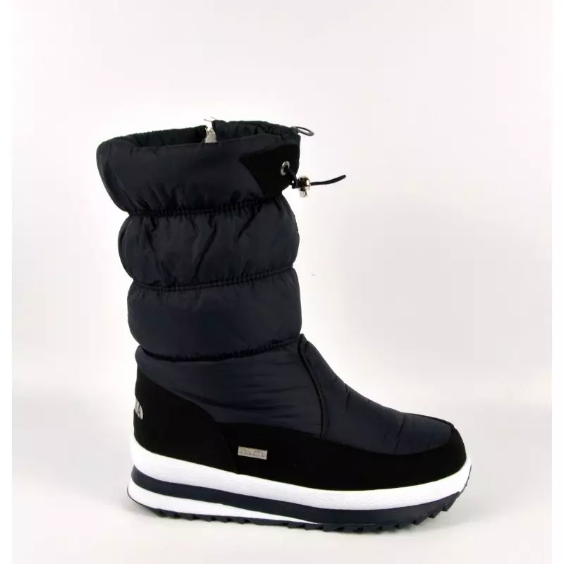 Women's Winter Duty Boots (85 mga larawan): Insulated High Blow Models para sa taglamig, na may suot ng mood sa isang wedge, mga review 2270_41
