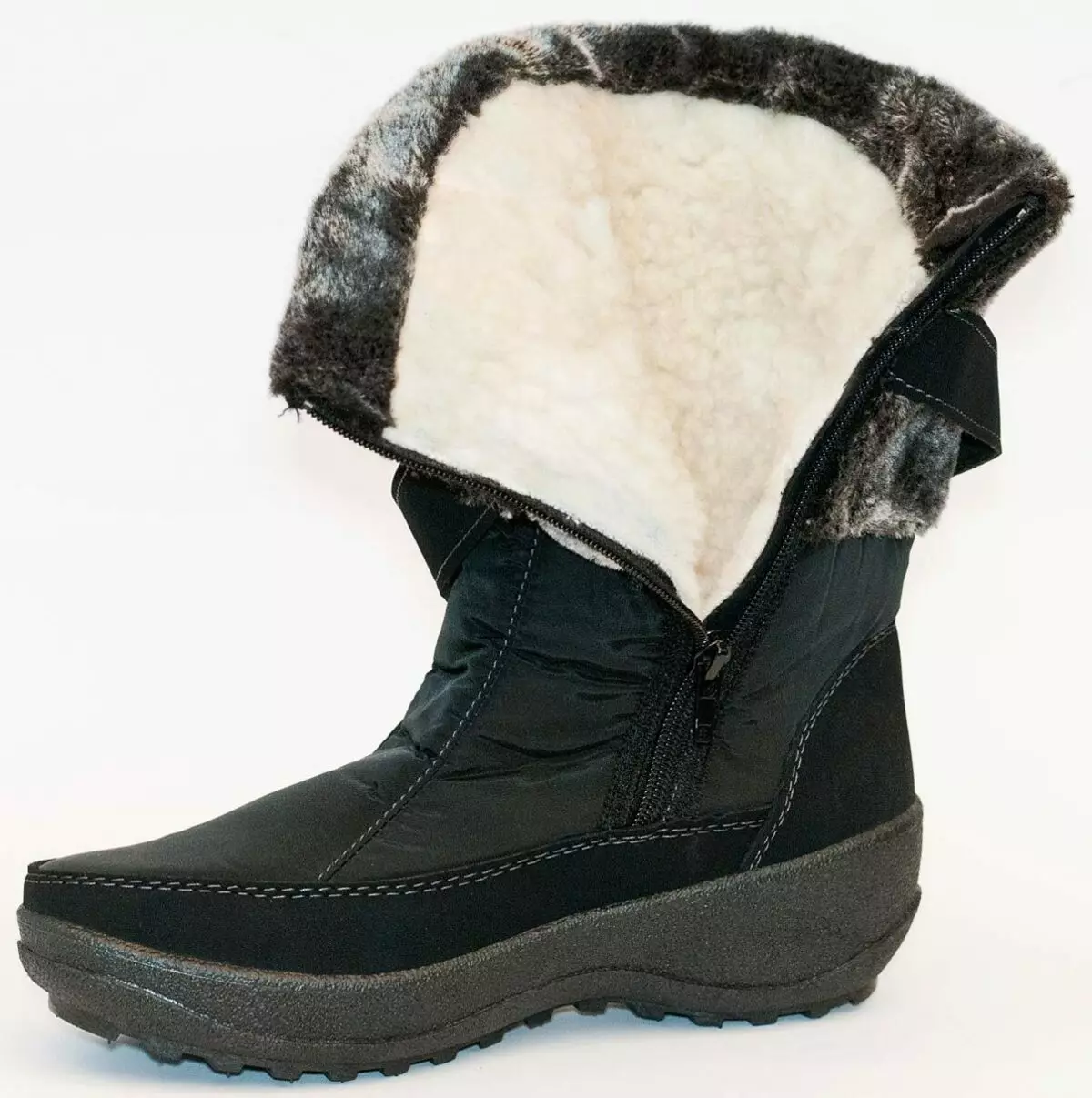 أحذية Winter Winter Winter Boots (85 صورة): عزل نماذج مرتفعة معزولة لفصل الشتاء، والتي ترتدي مزاج على إسفين، مراجعات 2270_43