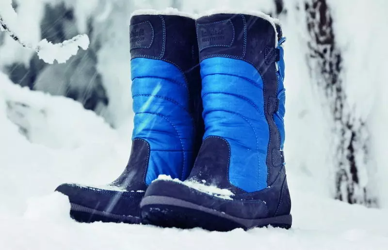 Dámske Zimné Duty Boots (85 fotografií): Izolované vysoké vyfukovanie modely pre zimu, s ktorými na sebe náladu na klinke, recenzie 2270_77