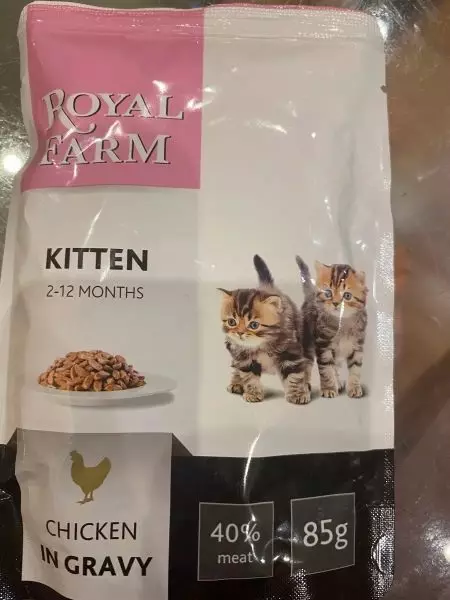 Royal Farm Cat Feed: voor kittens en gesteriliseerde katten, droge en natte katachtige gerechten met kip en andere compositie 22714_14