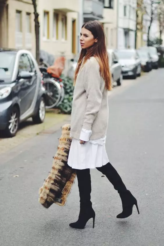 Botas de camurça (102 fotos): o que usar modelos de mulheres vermelhas e azuis de camurça, alta no calcanhar, do que limpá-los 2293_10