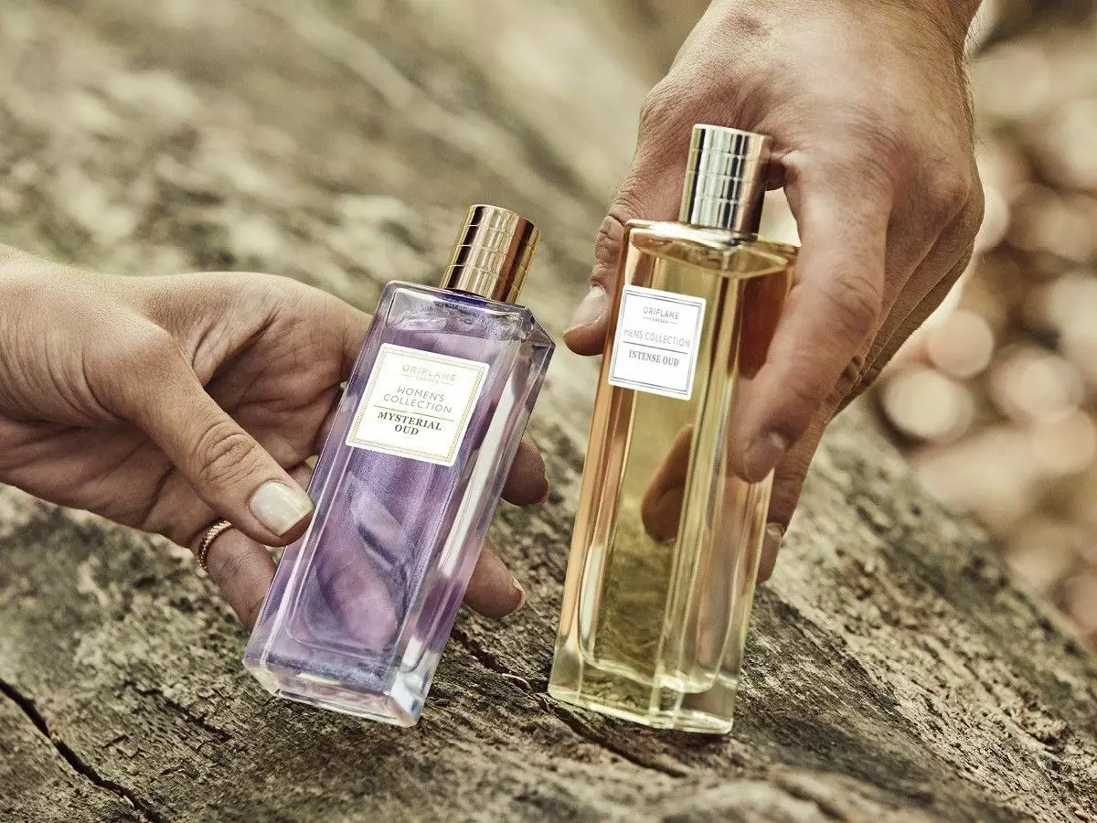 Femra Parfum: Përmbledhje e aromave për gratë. Cfare eshte? Parfum dhe lloje të tjera, përshkrimin e tyre. Çfarë ndryshojnë nga njëri-tjetri? Shpirtra të lehta dhe të rënda 23321_49