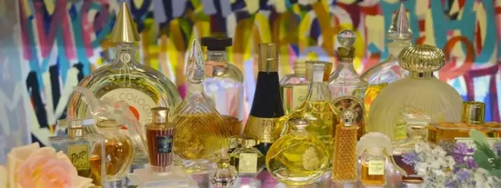 Perfume femenino: visión general de las fragancias para las mujeres. ¿Lo que es? Perfume y otras especies, su descripción. ¿Qué difieren entre sí? Espíritus ligeros y pesados 23321_6