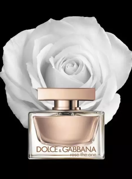 Perfums amb aroma de rosa (36 fotos): perfum rosa i aigua de bany amb olor de roses, perfum per a dones i homes, descripció millors marques 23346_15
