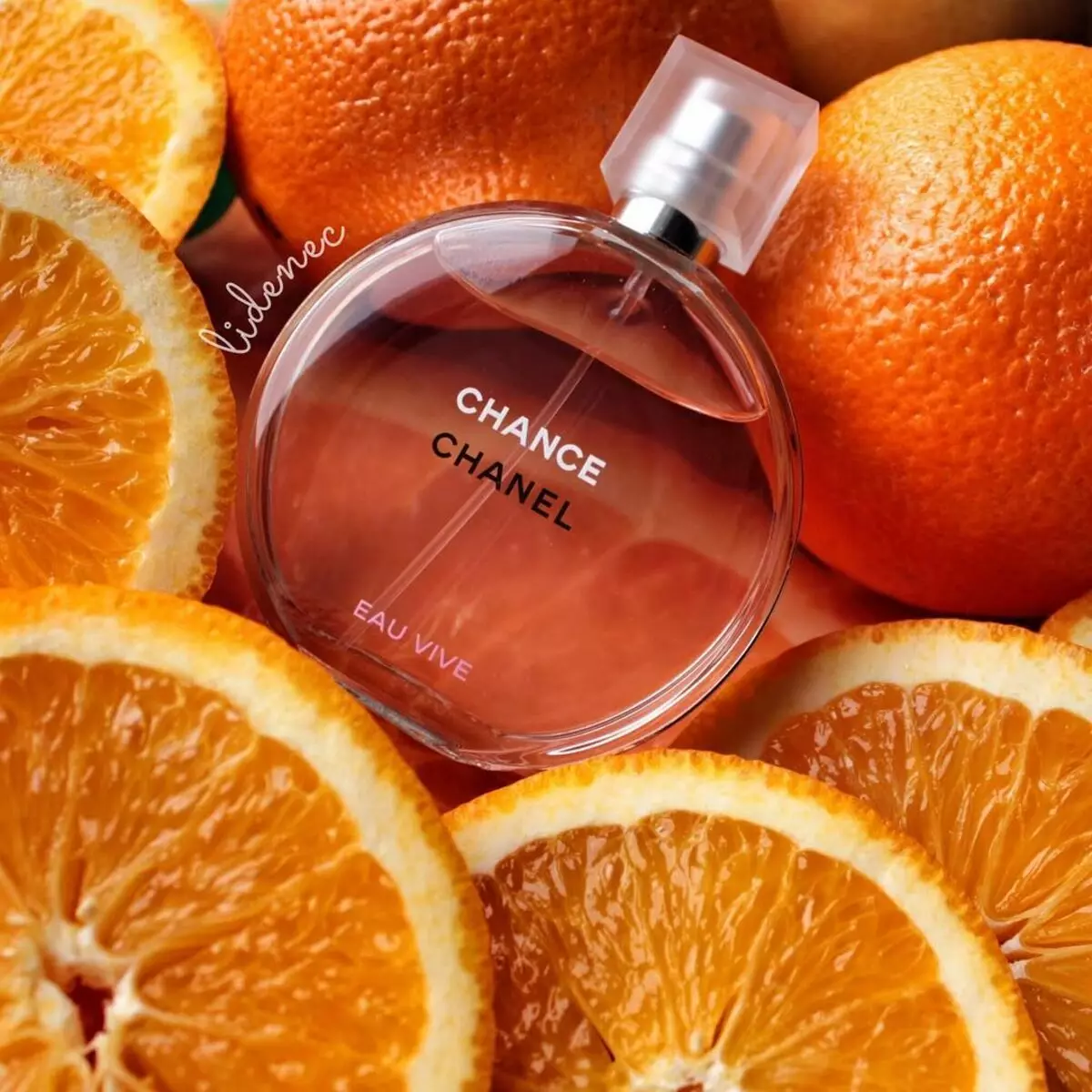 Цитрус арома: Листа на парфеми за жени и најдобар Вуди-цитрус парфем, ароми со мирис на мандарински и грејпфрут, со белешки од лимон и вар 23349_7