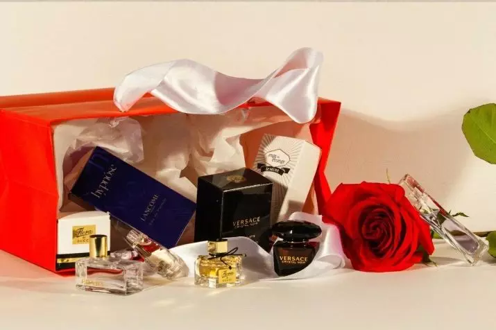 Parfem 8. marta: šta parfem dati djevojka? Poklon za supruga i mama, parfem mirisa za žene, izbor parfema 23371_5