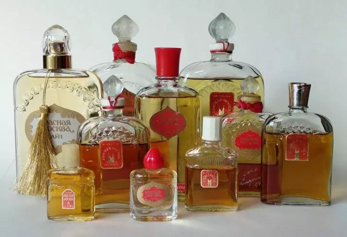 蘇聯的烈酒（33張照片）：蘇聯香水“百合銀”和女性進口波蘭香水，其他蘇聯的熱門口味 23400_18