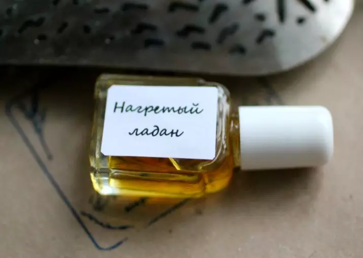 Ladan в парфюмерията: парфюм и превръзка вода с миризмата на тамян в женски и мъжки парфюми, мирис ефект 23412_3