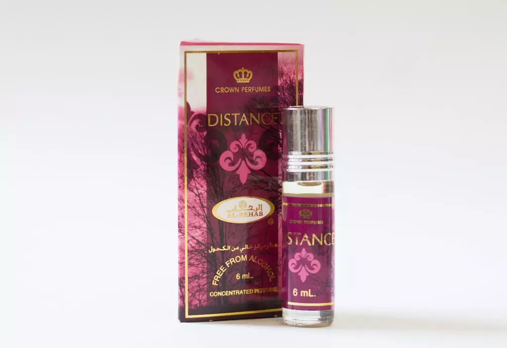 Perfumes oleosos árabes (28 fotos): cuncas de mulleres a base de aceites. Como aplicar o perfume? Nomes dos mellores perfumes e opinións dos clientes 23426_25