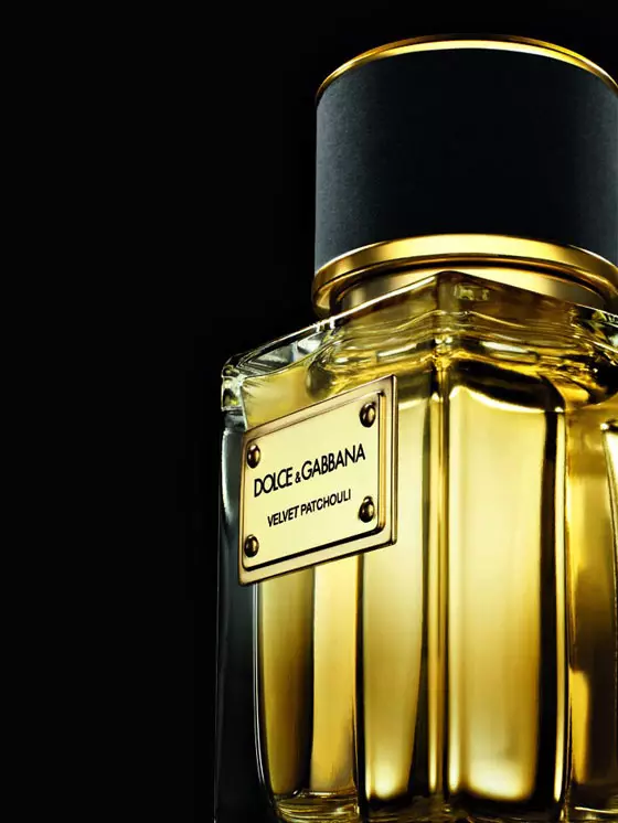 Patchouli v parfumerii: Co voní parfém s vůní Patchouli? Vlastnosti ženského parfému s vůní Patchouli a na koho se hodí 23429_15