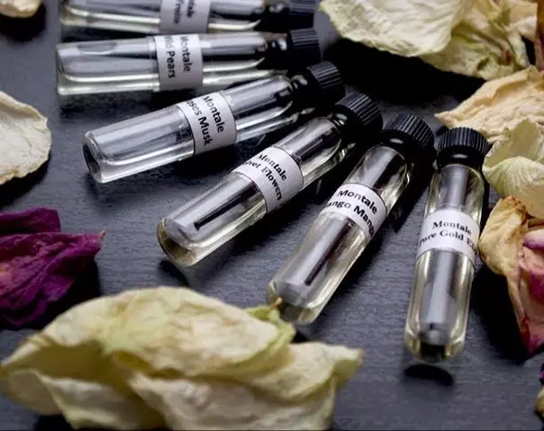 Rezanie parfumy: Čo je to? Parfumové poruchy parfumy a nízko hmotných parfémie. Ako sa šíria originálne príchute? 23449_3