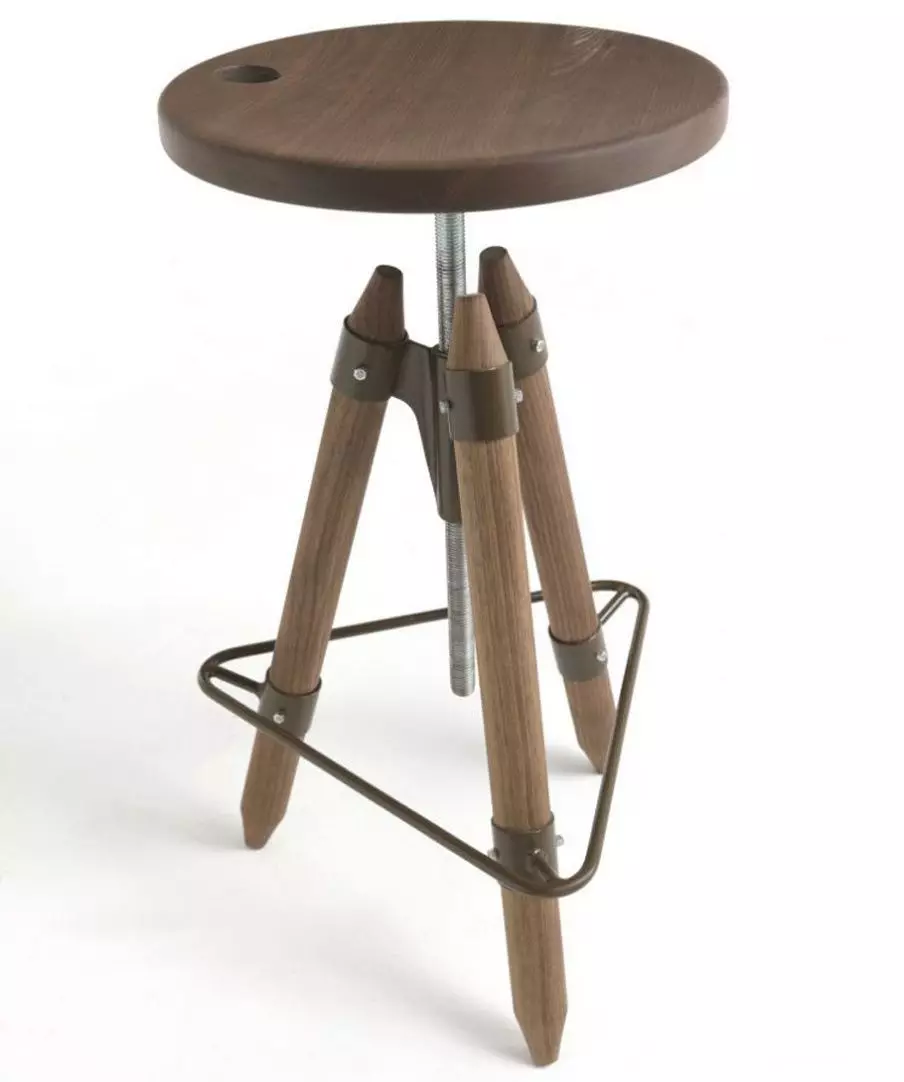 Барні стільці для кухні (56 фото): крісла для барної стійки, дерев'яні та складні кухонні стільці, розміри низьких і високих моделей. Як вибрати? 23460_18