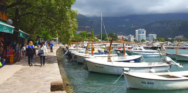 Prnomed in Montenegro (31 foto's): weersomstandigheden. Selectie van het strand en het hotel. Hoe kunnen toeristen omgaan met rusten? 23464_13