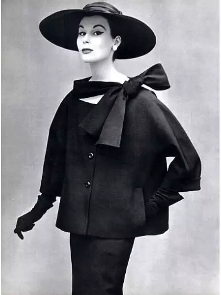 Christian Dior (198 fotos): una llegenda biografia, vida personal, cita, els secrets de l'perfum incomparable i vestits de Dior 23469_131