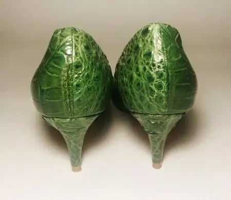 Krokodylowe buty (62 zdjęcia): Co nosić kobiece modele z gadu skóry i pod krokodylem 2346_46