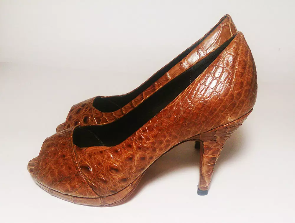 Sapatos de crocodilo (62 fotos): O que usar modelos femininos do réptil da pele e sob crocodilo 2346_54