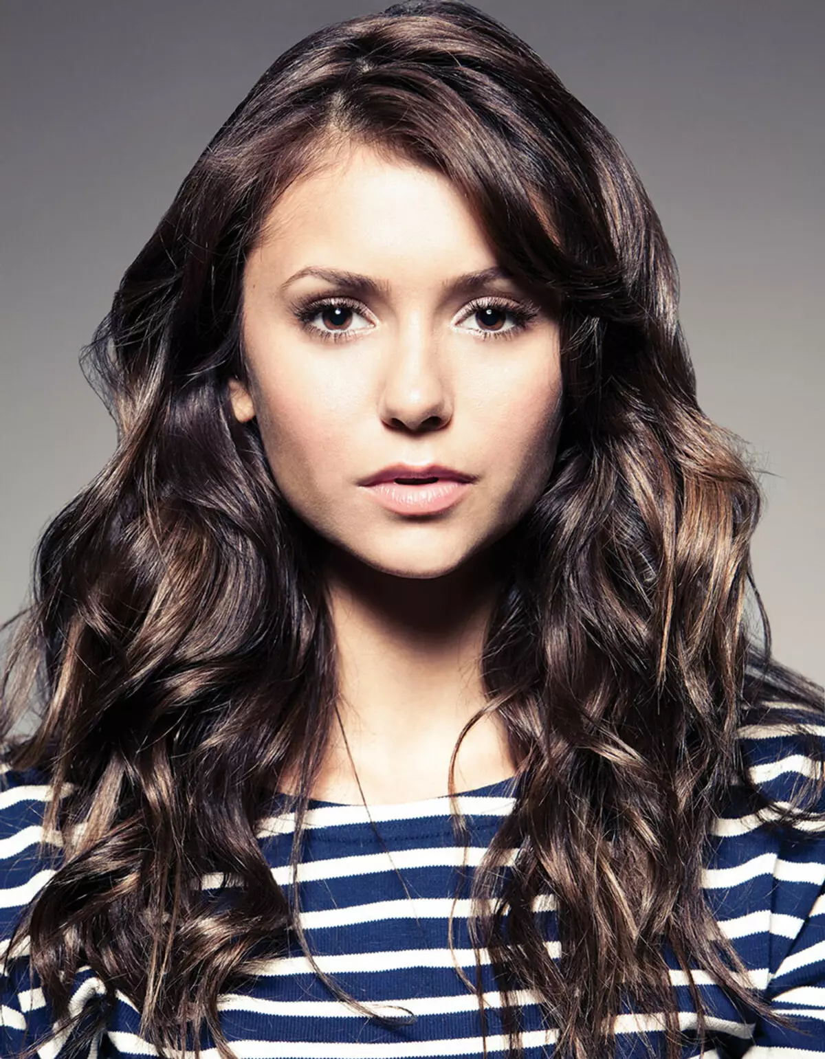 Nina Dobrev (144 fotos): Filmes, Nina e iene Somerhalder, vida pessoal, 