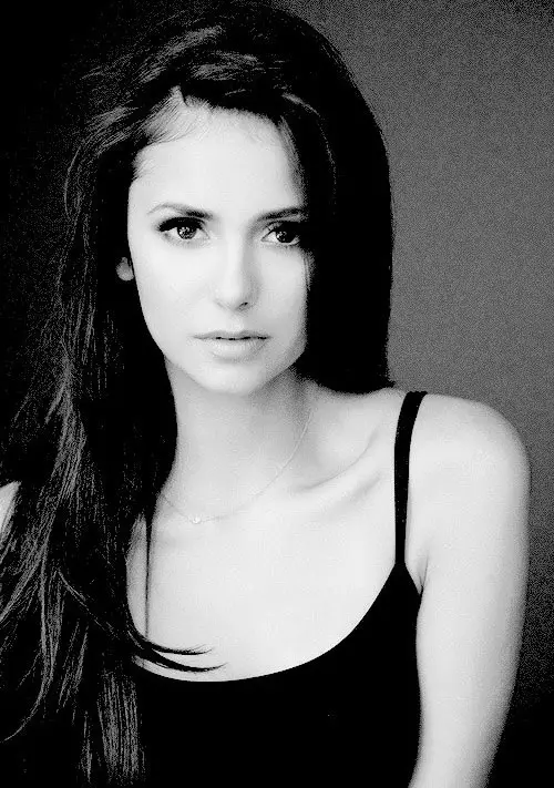 Nina Dobrev (144 fotos): Filmes, Nina e iene Somerhalder, vida pessoal, 