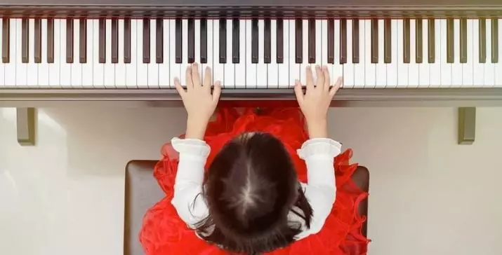 Com tocar el piano? Com aprendre el joc al piano en números? Lliçons i joc de formació per a piano des de zero per a principiants a casa 23515_3