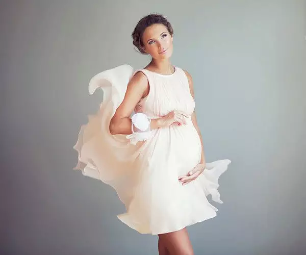 Poročna obleka za nosečnice iz Šifona